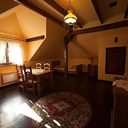 Stylowy Zajazd Pod Czarnym Kogutem Czarna  Room photo